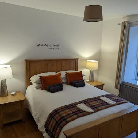 Antrim Coast Apartments คูเชนดอล ภายนอก รูปภาพ